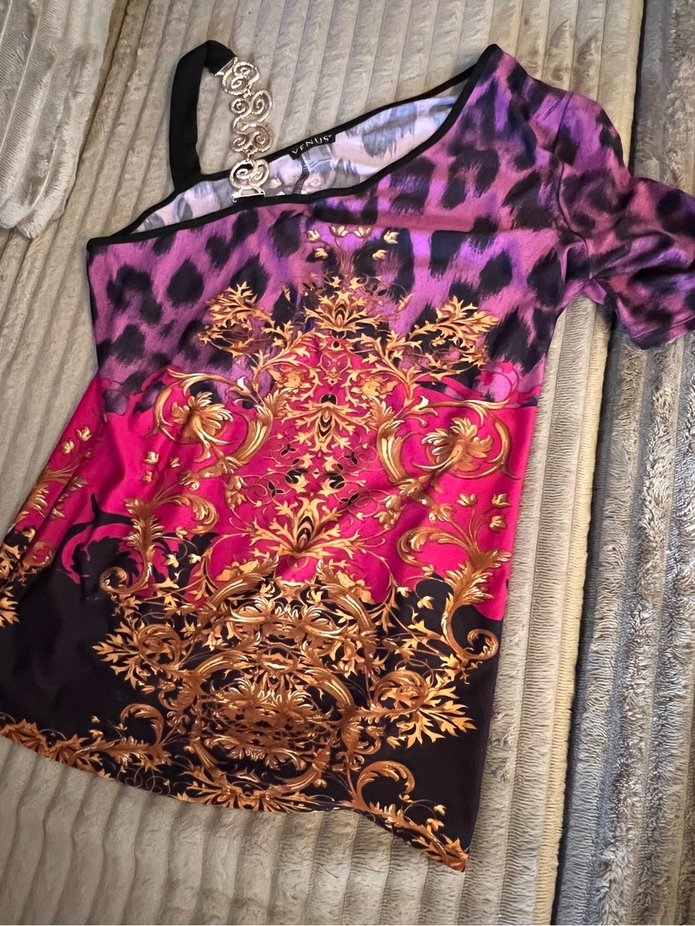 VENUS Purple & Fuchsia Baroque Print One-Shoulder Top